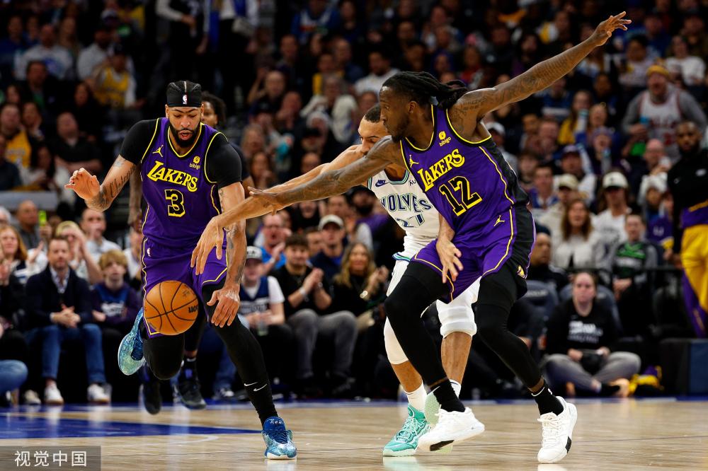 战胜对手并 战胜对手并