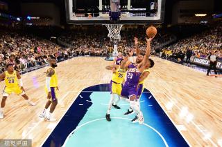 为核心后卫 为核心后卫